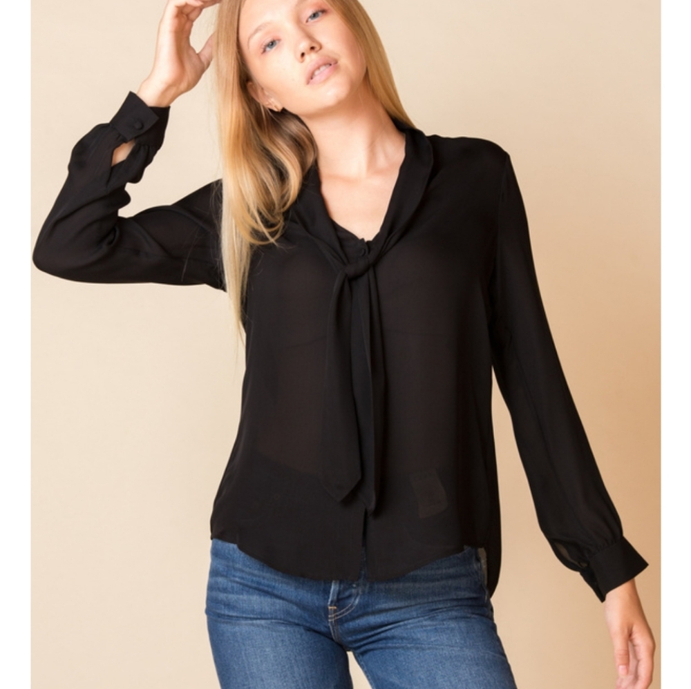 L'AGENCE Gisele BLk tie blouse NWT